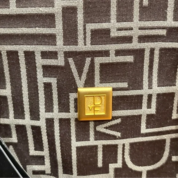 Diane Von Furstenberg Logo Large Fashion Laptop Tote Bag Olive & Camel 18x13x5 - Picture 6 of 12